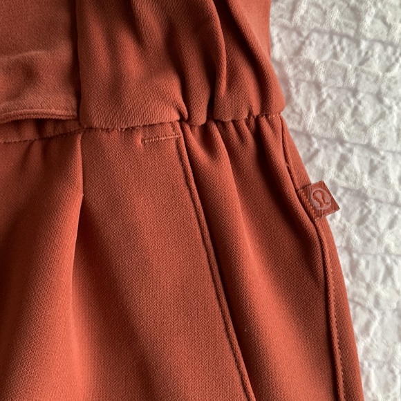 Moving  Sale -Lululemon skirt New w/o tags. colour is brown/rust - Picture 3 of 3
